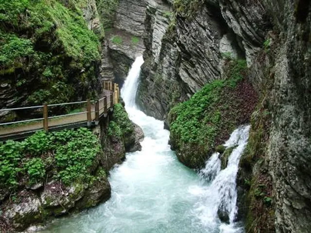 Thurwasserfälle Parking