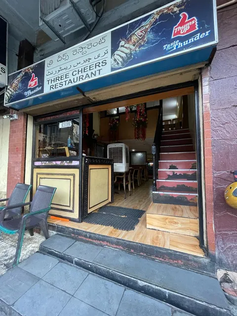 Three Cheers Restaurant