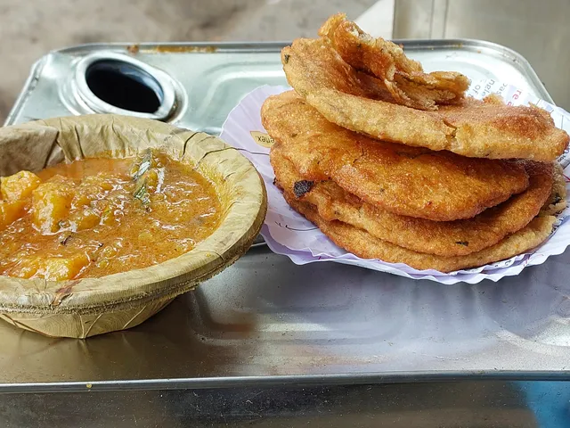 Prasidhh Chachi Ki Dukaan