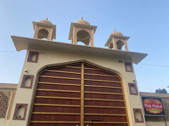 Pink mahal hotel and resort