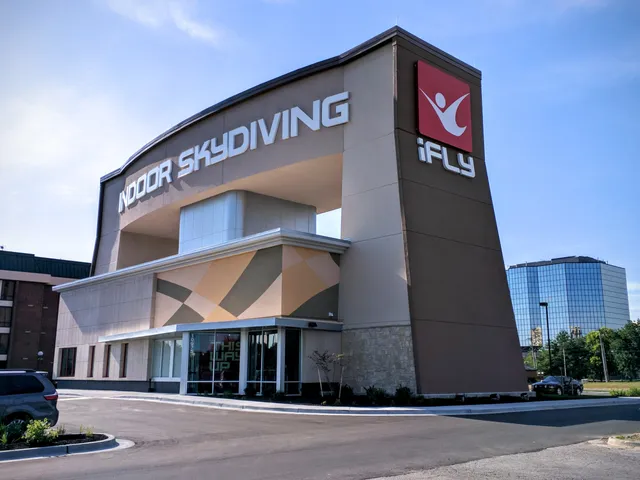 iFLY Indoor Skydiving - Kansas City