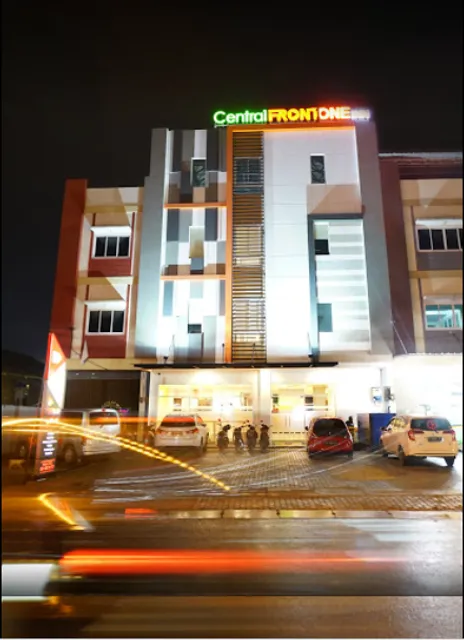 Central Front One Inn Jakarta Airport