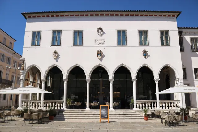 photo-1