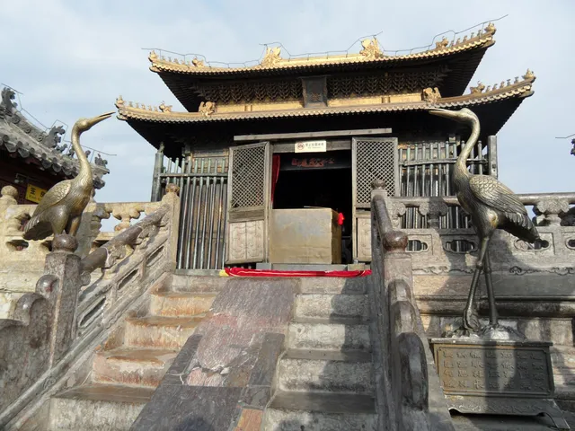 Jinding Mountain