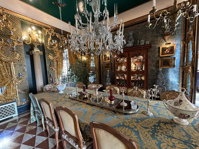 Casa e Collezione Laura