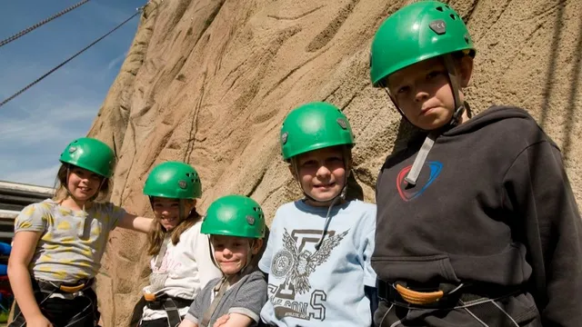Thames Young Mariners - Surrey Outdoor Learning and Development