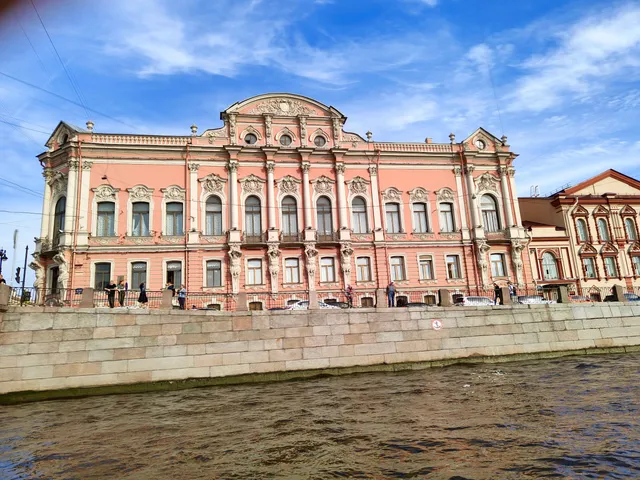 Dvorets Belosel'skikh-Belozerskikh