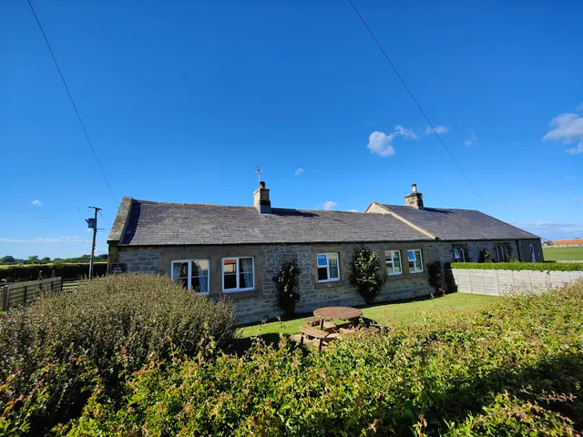 Low Steads Farm & Holiday Cottages