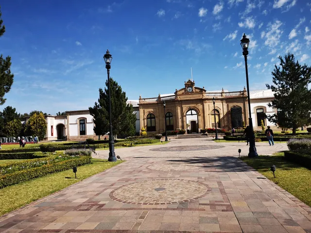 Centro Cultural y de Convenciones Bicentenario