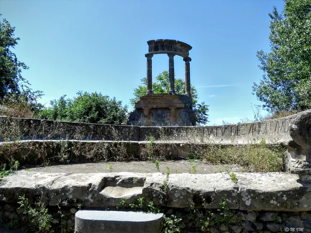Necropolis of the Herculaneum Gate