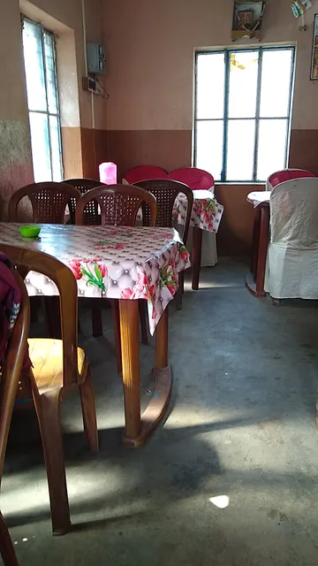 Maa Puspashree Hotel