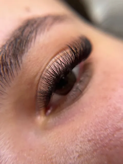 Lennin Repizo Beauty Salon + Barber