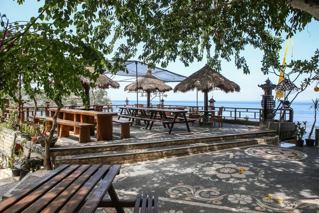 Mushroom Beach Bungalows, Nusa Lembongan