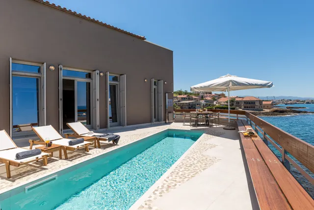 Kormoranos & Hydrobates Villas