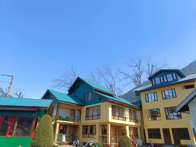 Hotel Alpine K22 pahalgam