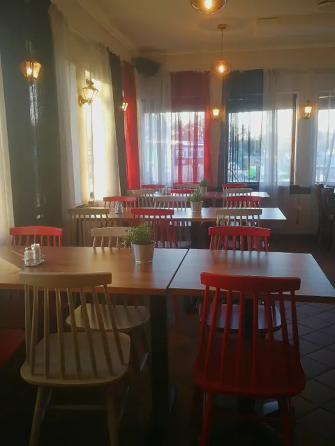 Freddy's Bar & Restaurant