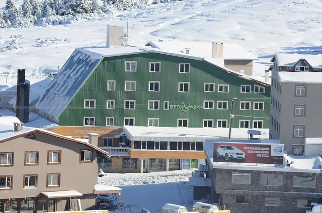 Genç Yazıcı Hotel Uludağ