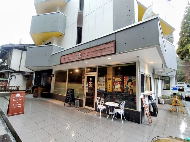 Cafe & Izakaya Marutaka