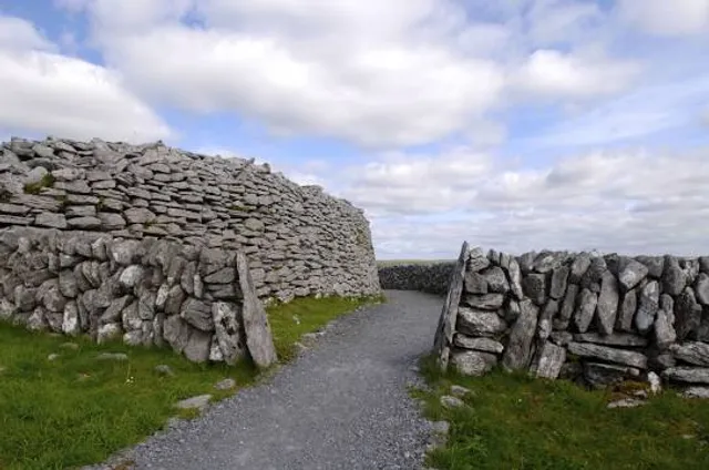 Caherconnell Stone Fort & Sheepdog Demonstrations