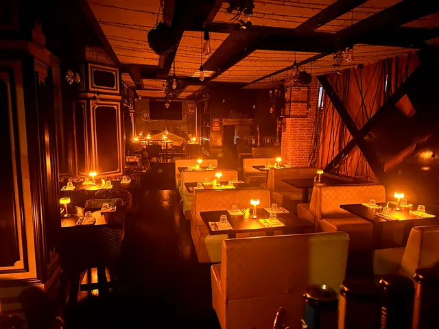 BarbeQ - Public House