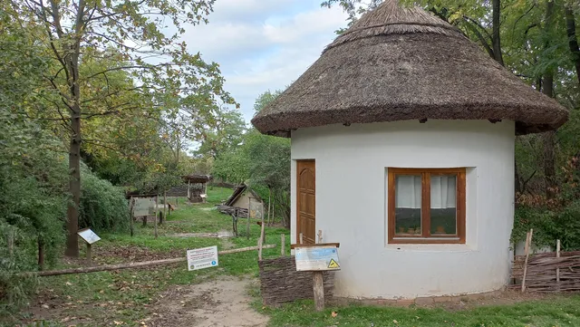 Árpád-kori falu, rekonstrukció