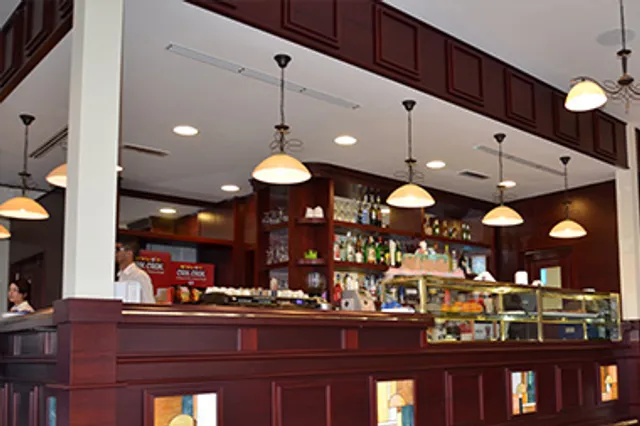 American Bar & Restaurant