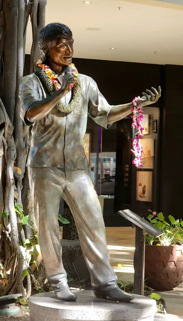 Don Ho Statue