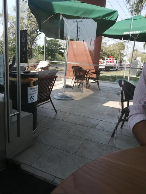 Starbucks Plaza Mallorca Tabasco