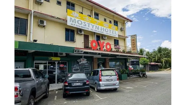 OYO 89567 Mostyn Hotel