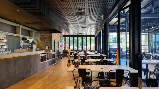 Kickin'Inn Spring Hill