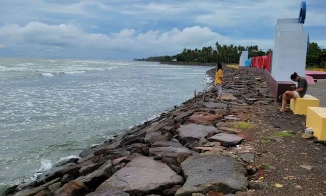 Pantai Pasauran Anyer
