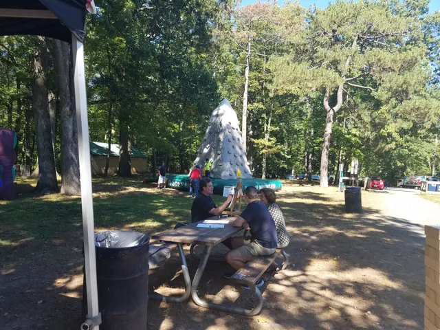 Turtle Back Rock Picnic Area