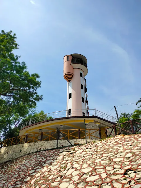 Nehru Minar, Hirakud