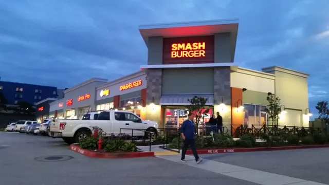 The Dunes On Monterey Bay-Retail Center