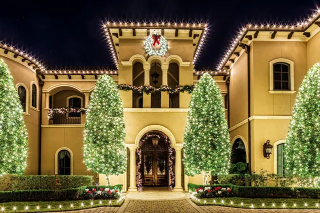 Ignite Christmas Lighting