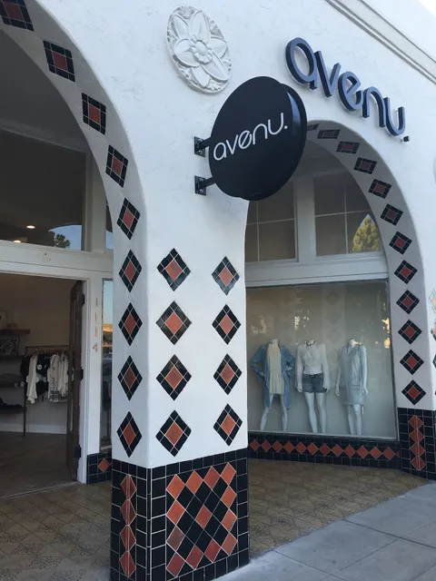 Avenu.