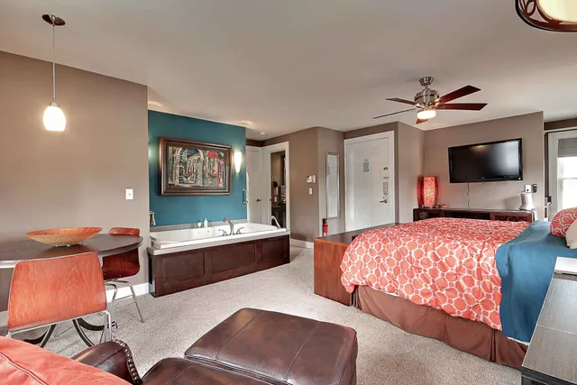 PrairieSide Suites Bed & Breakfast