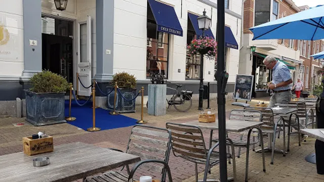 Lunchgelegenheid aan de Tafel