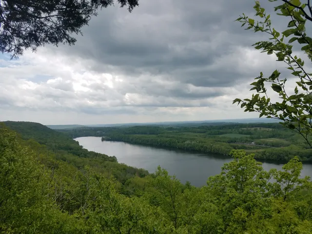 Tri-Mountain State Park