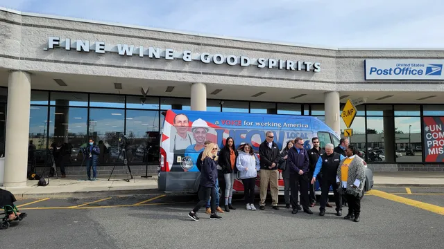 Grays Ferry Shopping Center