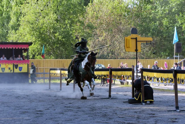 Föreningen Hova Riddarvecka