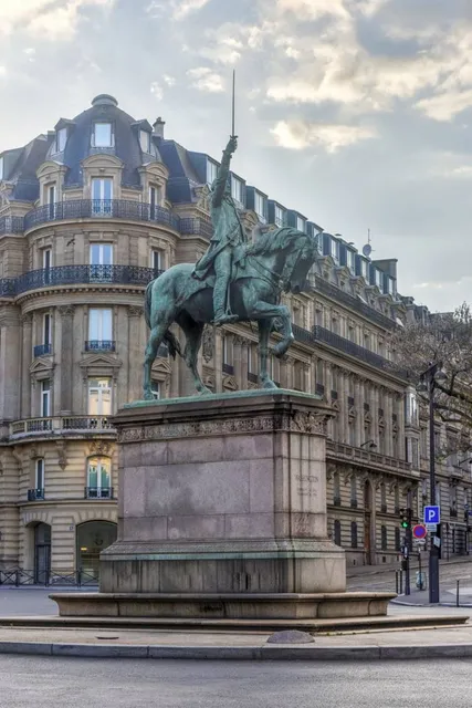 Equestrian Statue of Georges Washington
