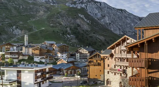 Chalet Montana Planton by Les Etincelles