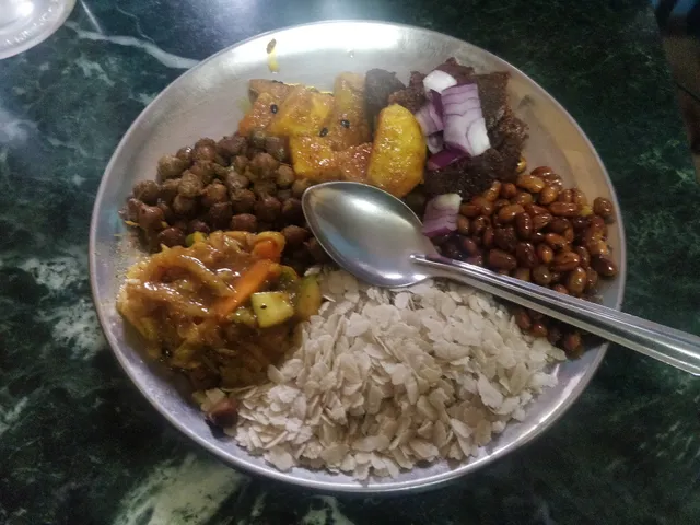 Tukucha Newa Khaja Ghar and Delicious momo