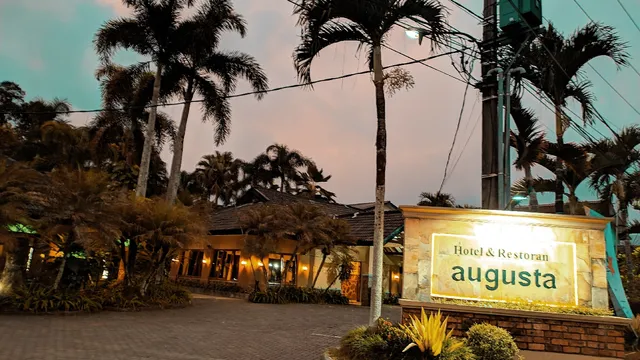 Augusta Hotel & Glamping Sukabumi
