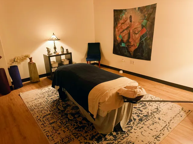 Immerse Modern Massage