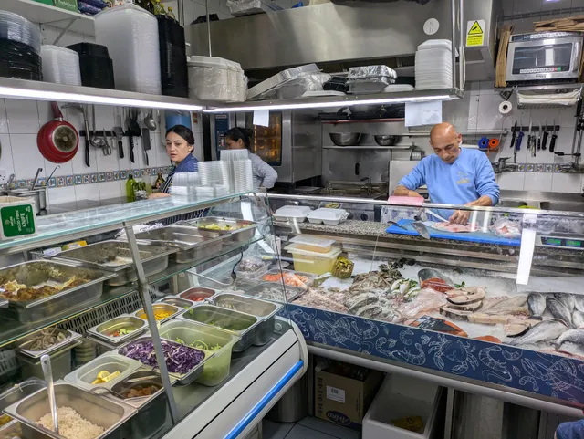 Le Poisson - Fresh Fish & Take Away