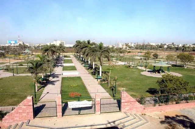 Aziz Bhatti Park