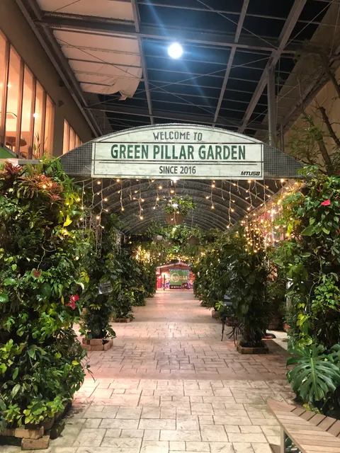 Living Design Square Awase