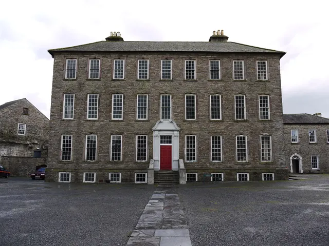 Roscrea Heritage - Roscrea Castle and Damer House
